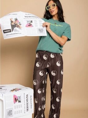 Wknd chasers Yin Yang Plisse Pants Wide-Leg Print Pants in Brown Cream